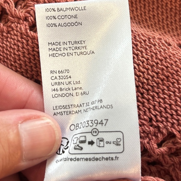 Pilcro/Anthopologie Coral Open Weave Sweater with Flowers Oversized M. NWT - Picture 11 of 11